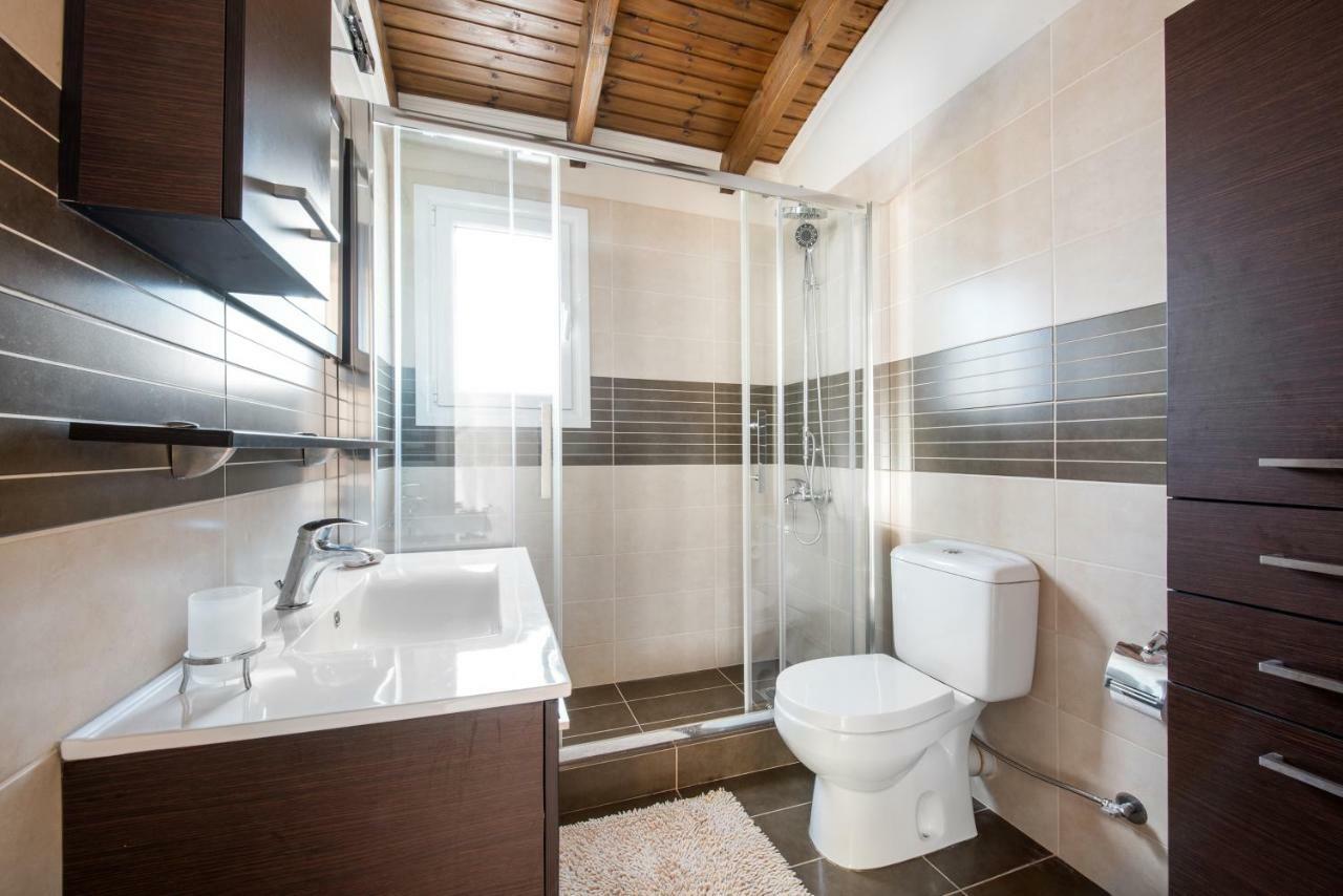 Апартаменти Top Floor Modern Studio In Central Koropi Екстер'єр фото